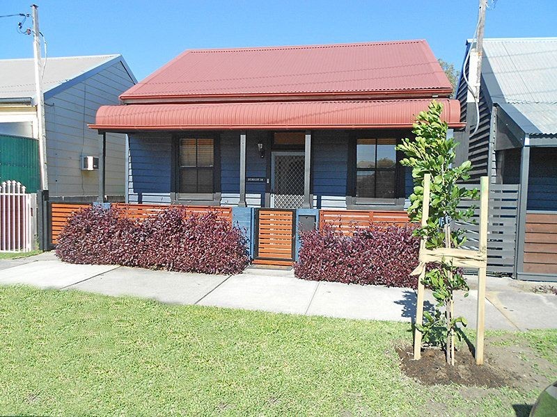 14 Robertson Street, Carrington NSW 2294