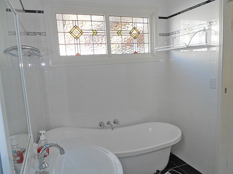 14 Robertson Street, Carrington NSW 2294