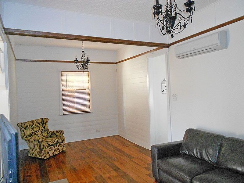 14 Robertson Street, Carrington NSW 2294