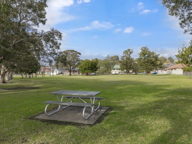 Unit 1/28 Railway Road, New Lambton NSW 2305