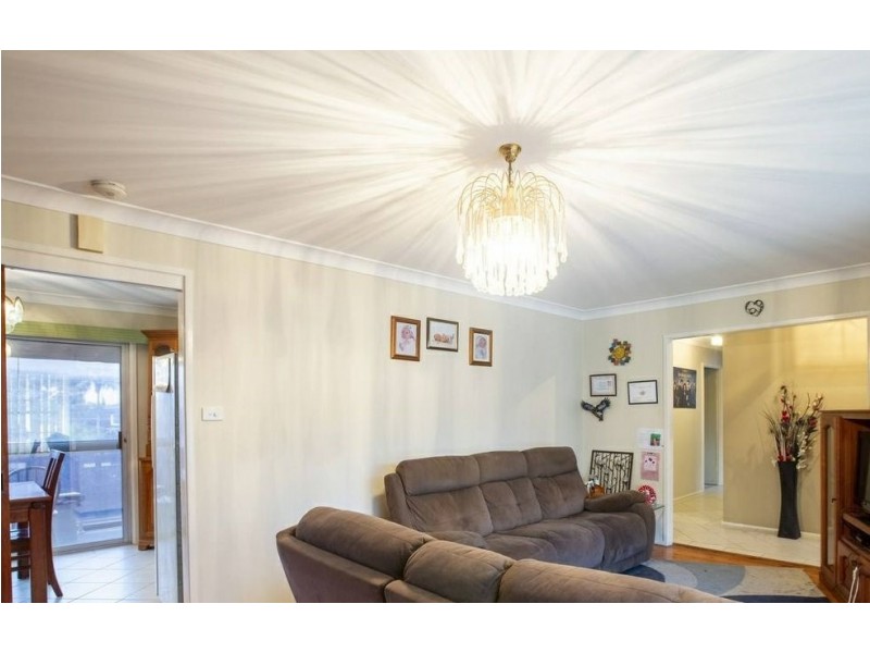 46 Cressington Way, Wallsend NSW 2287