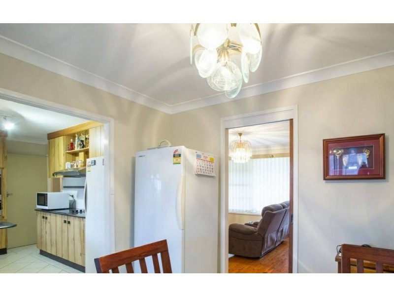 46 Cressington Way, Wallsend NSW 2287