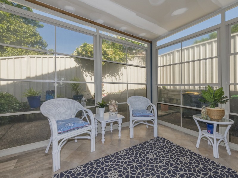 8/5a Boldon Close, Charlestown NSW 2290