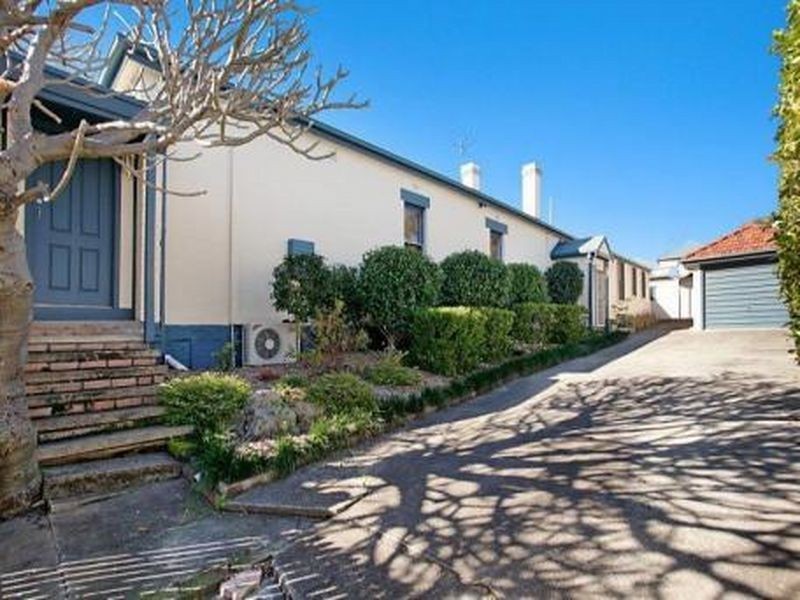 1 Dixon Street, Hamilton NSW 2303