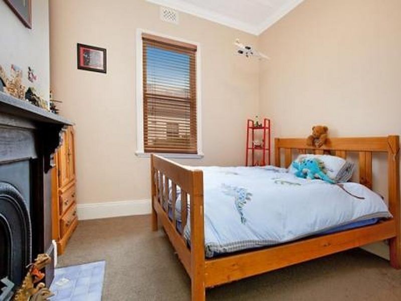 1 Dixon Street, Hamilton NSW 2303