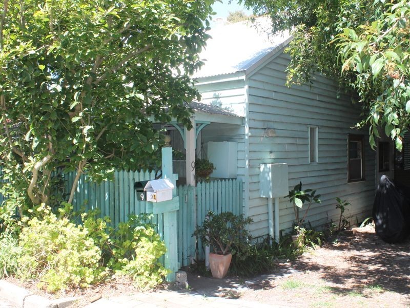 9 Francis Street, Tighes Hill NSW 2297