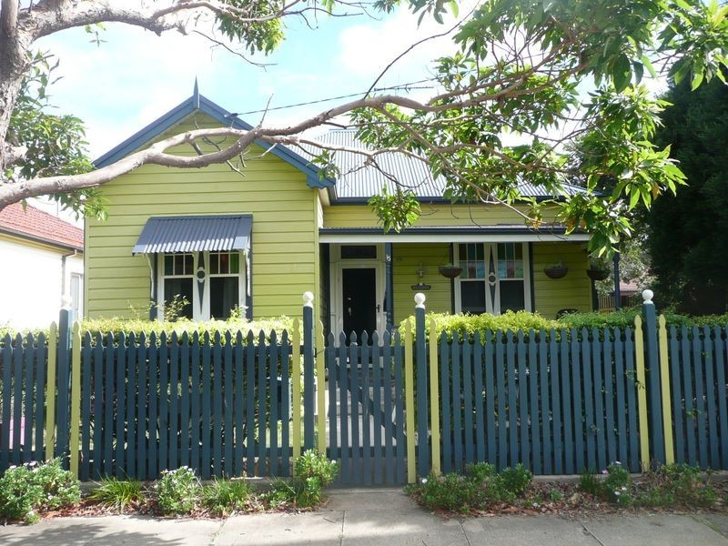 15 Young Street, Georgetown NSW 2298