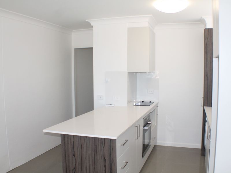 6/42 Lemnos Parade, The Hill NSW 2300