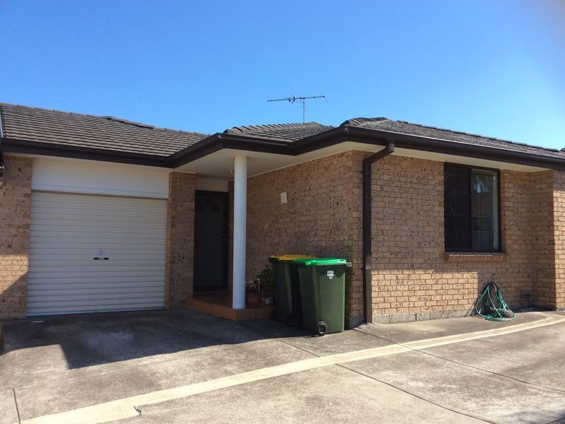 2/64 Kenibea Ave, Kahibah NSW 2290