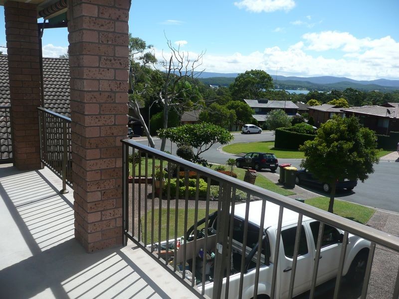 4 Denny Close, Eleebana NSW 2282