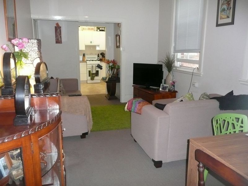 2/83 Beaumont Street, Hamilton NSW 2303