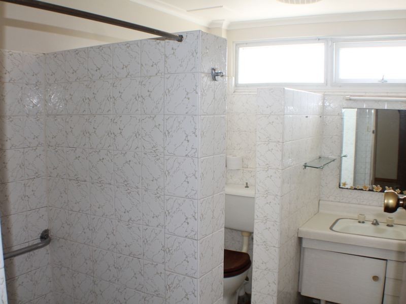 2/22 Gosford Road, Broadmeadow NSW 2292