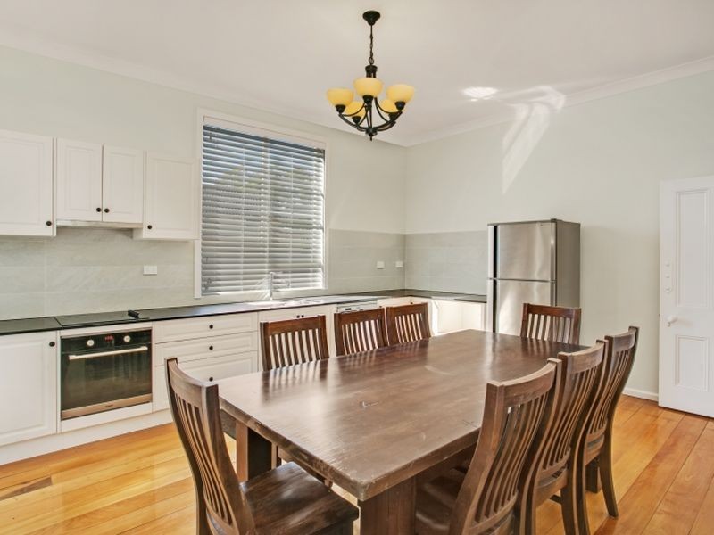 6 Devon Street, Hamilton NSW 2303