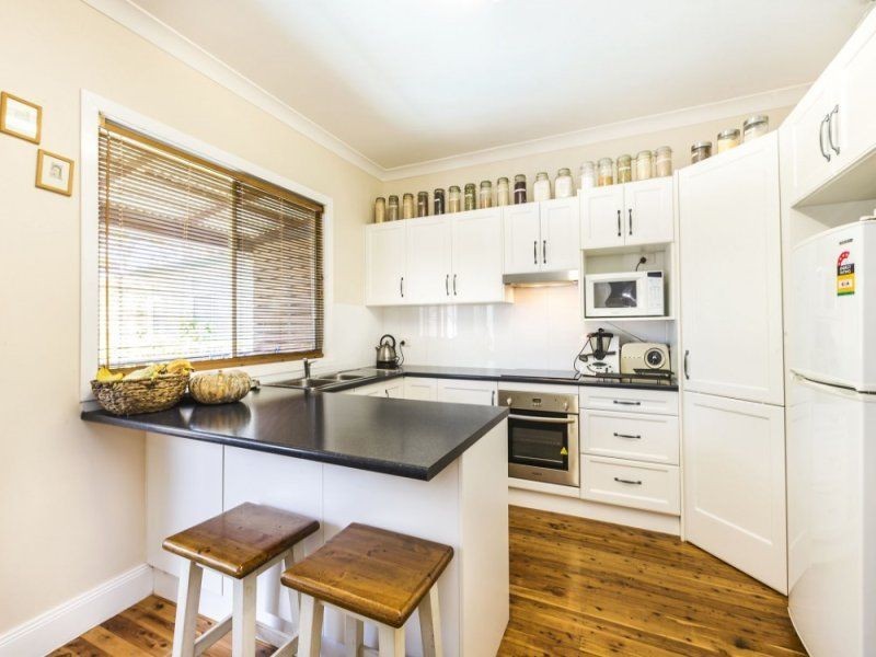 6 Beeson Street, Cardiff NSW 2285