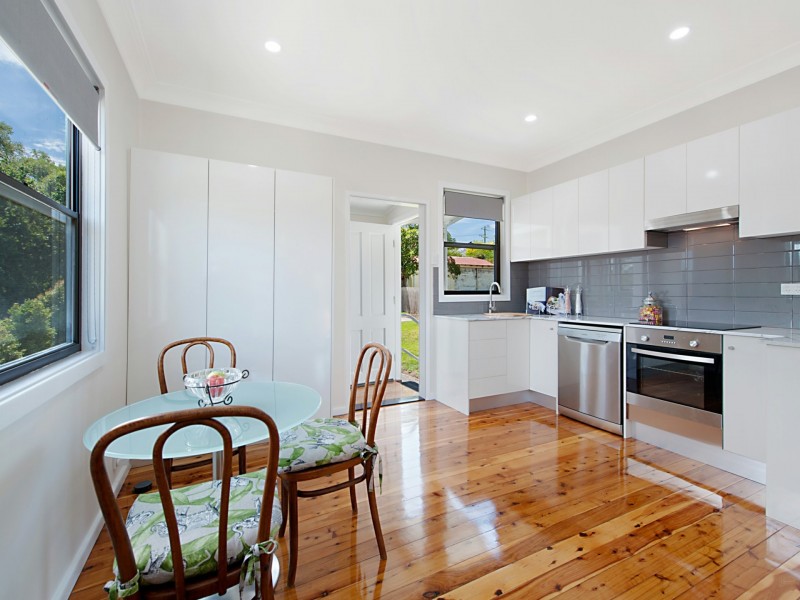 5 Parkhill Parade, Waratah West NSW 2298