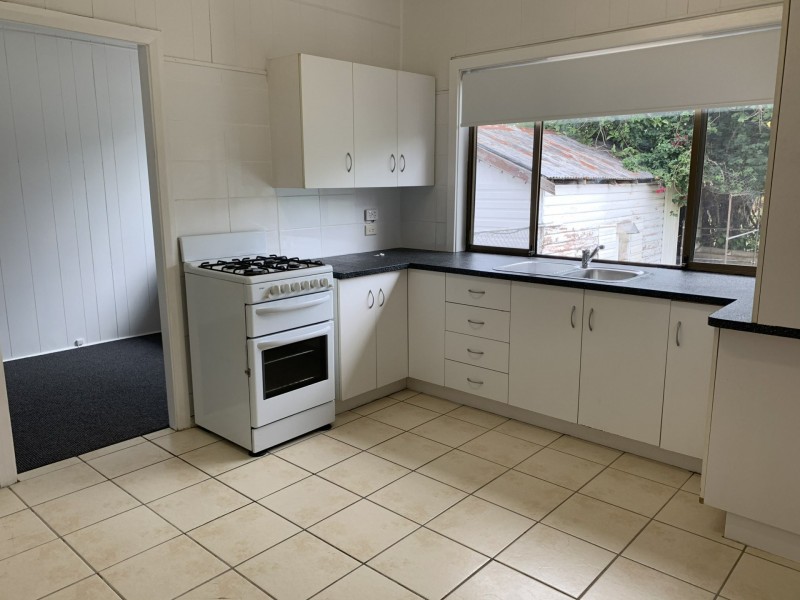 150 Michael Street, Jesmond NSW 2299