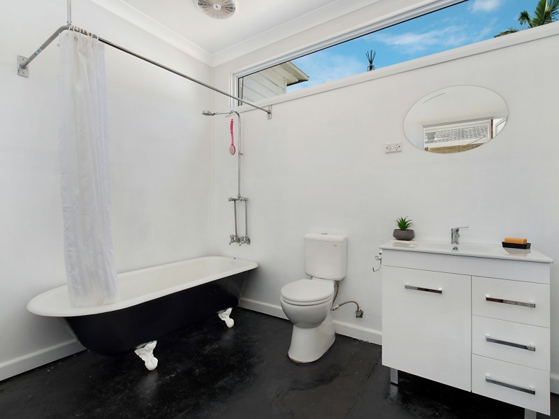 1 Whiteman Street, Waratah NSW 2298