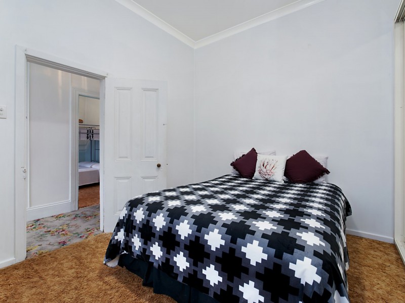 1 Whiteman Street, Waratah NSW 2298