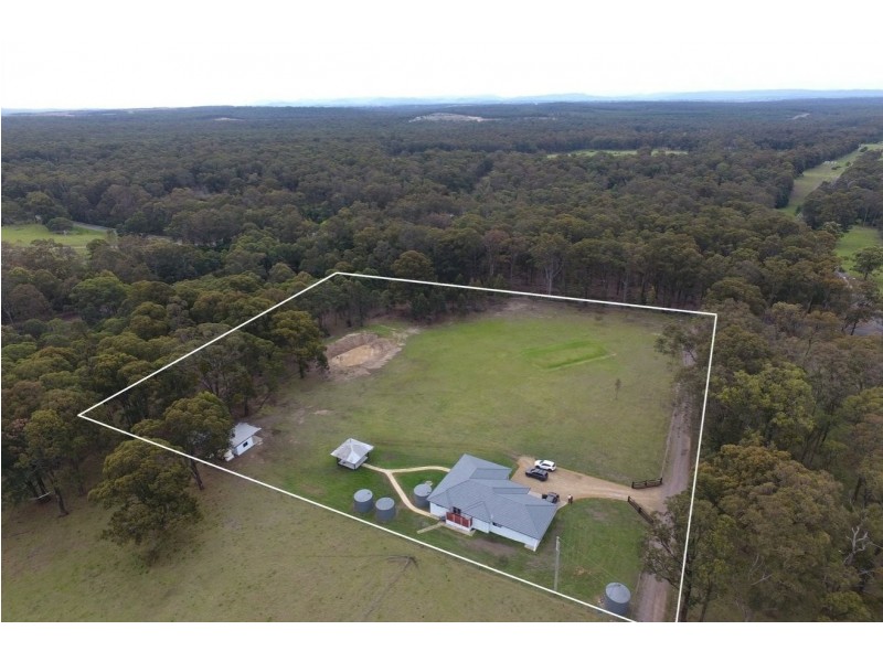 326 Black Hill Road, Black Hill NSW 2322