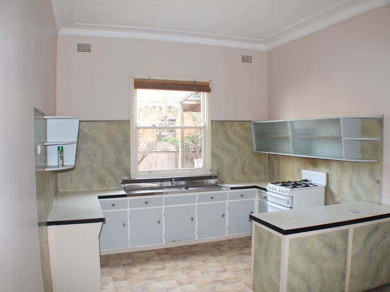 43 Lindsay St, Hamilton NSW 2303