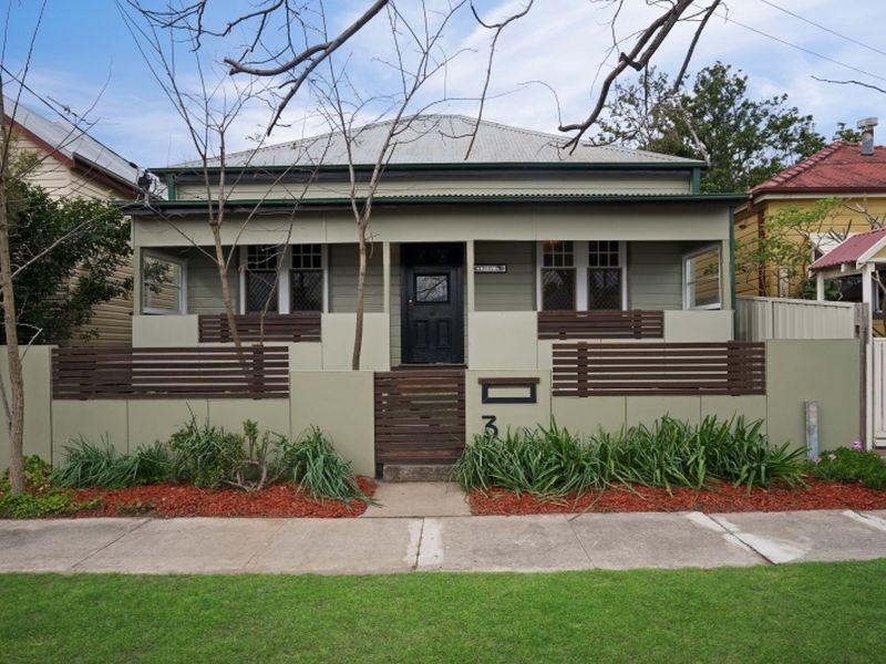 3 Oliver Street, Hamilton NSW 2303