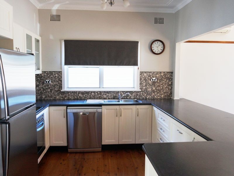 39 Terence Street, Adamstown Heights NSW 2289