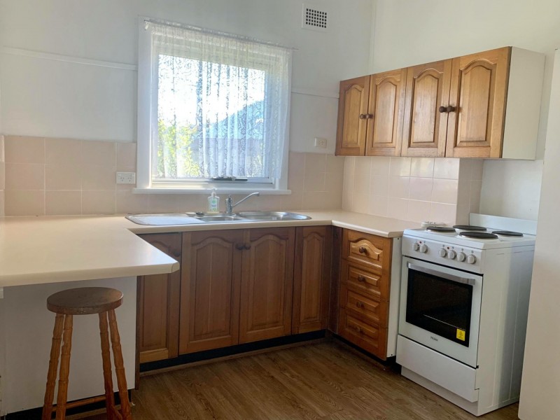 2/113 Joslin Street, Kotara NSW 2289