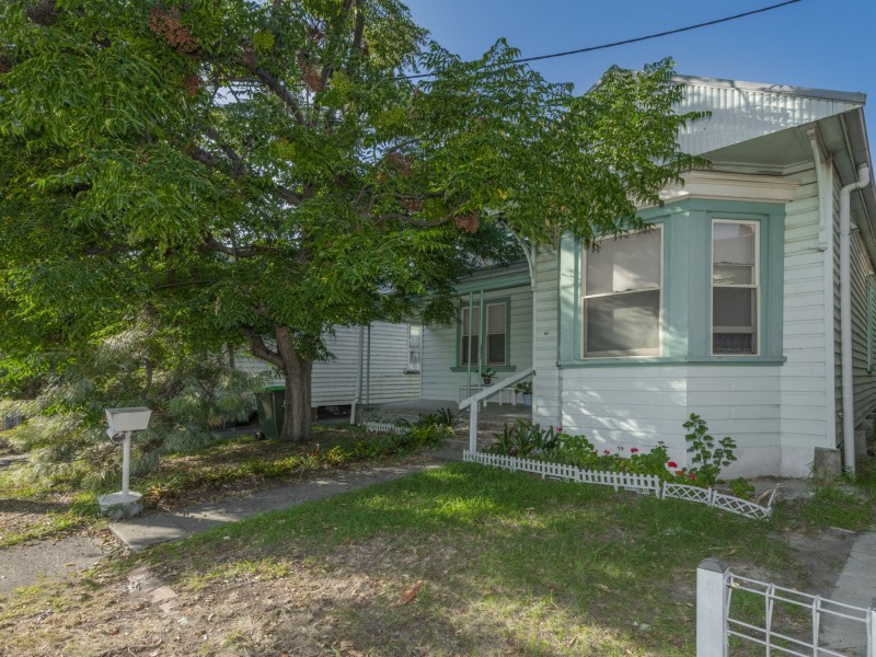 139-145 Denison Street, Hamilton NSW 2303