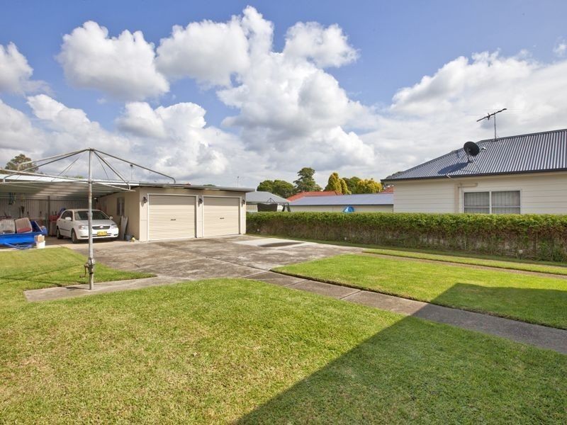 57 Irving St, Wallsend NSW 2287