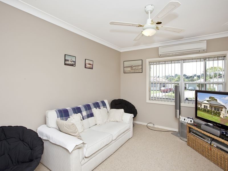 57 Irving St, Wallsend NSW 2287