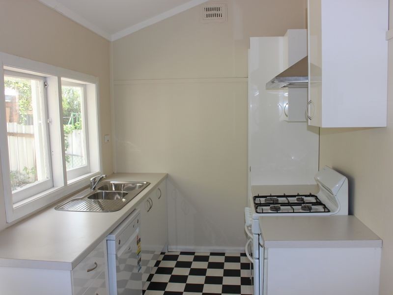 12 Bailey Street, Adamstown NSW 2289