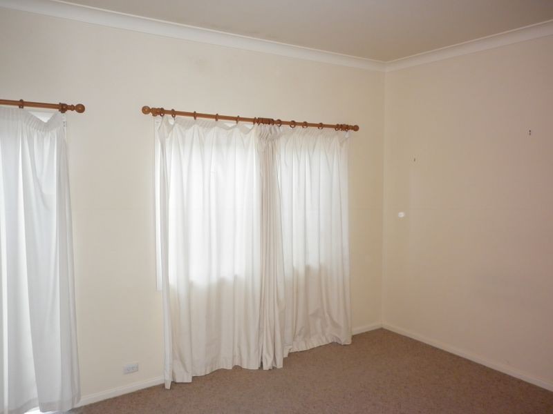 28 Bryant St, Adamstown NSW 2289