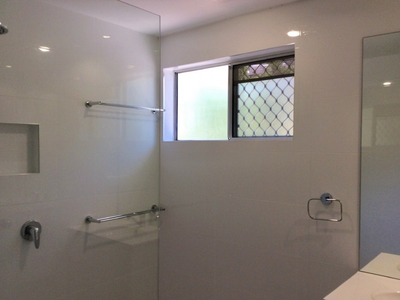 2 Kingsway Avenue, Rankin Park NSW 2287