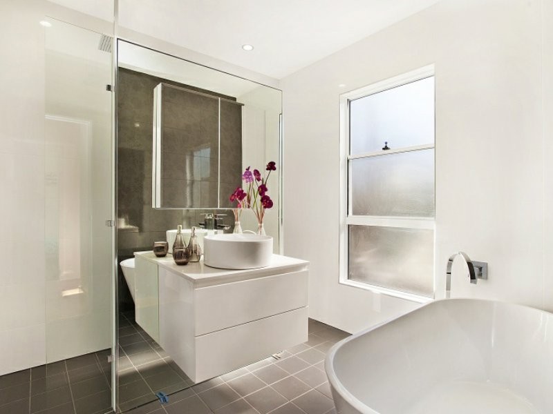 24 Gulliver Street, Hamilton NSW 2303