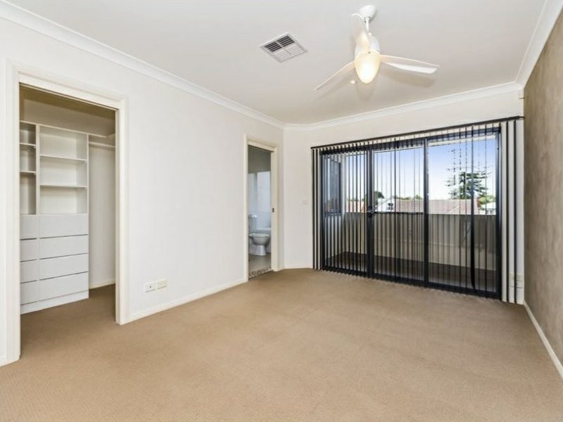 9a Stone Street, Stockton NSW 2295