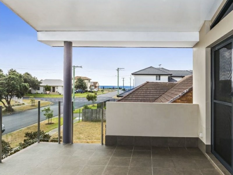 9a Stone Street, Stockton NSW 2295