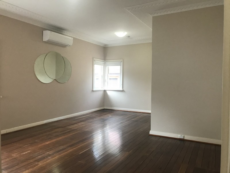 115 Rae Crescent, Kotara NSW 2289