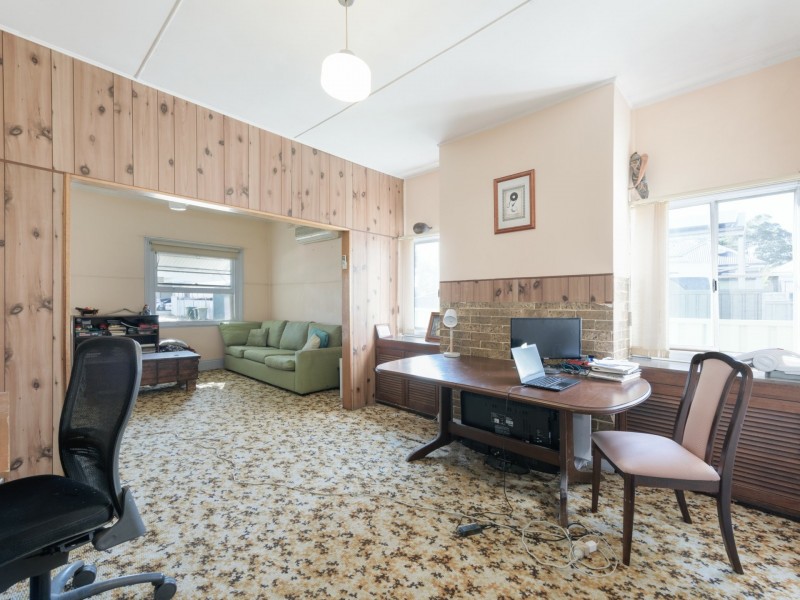 1 Reay Street, Hamilton NSW 2303