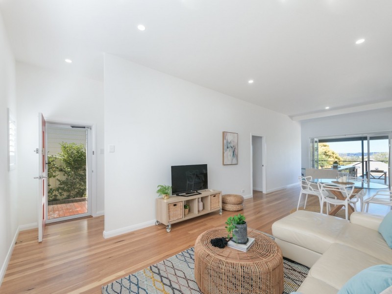 6 Cross Street, Mayfield NSW 2304