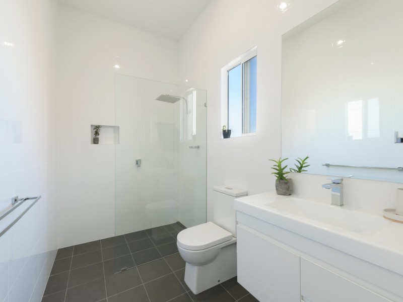 6 Cross Street, Mayfield NSW 2304