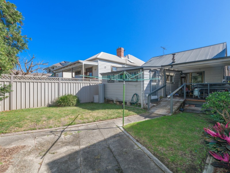 17 Bridge Street, Hamilton NSW 2303