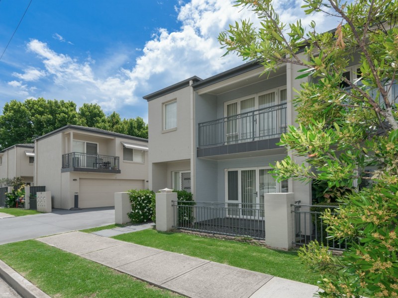 1/31 Samdon Street, Hamilton NSW 2303