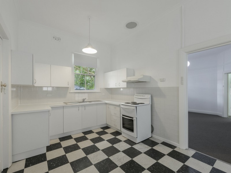 14 Nevill Street, Mayfield NSW 2304