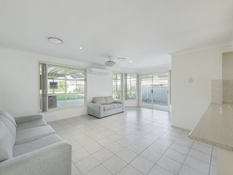 15 Jabiru Ave, Maryland NSW 2287