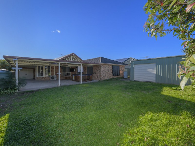 15 Jabiru Ave, Maryland NSW 2287