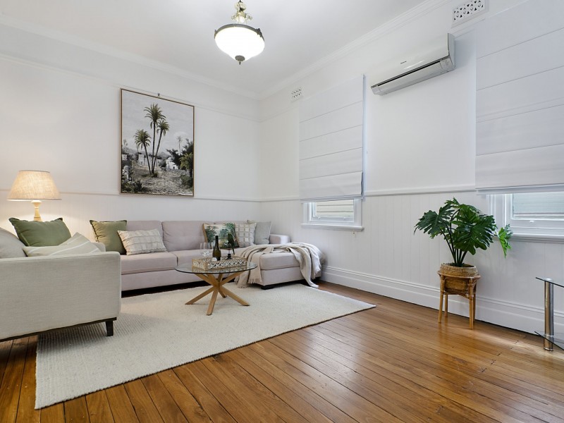 166 Beaumont Street, Hamilton NSW 2303