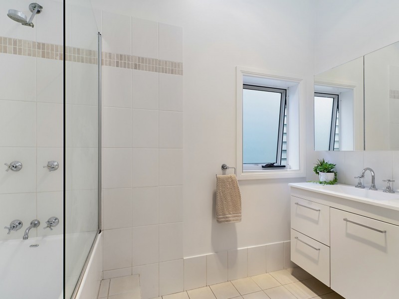 166 Beaumont Street, Hamilton NSW 2303