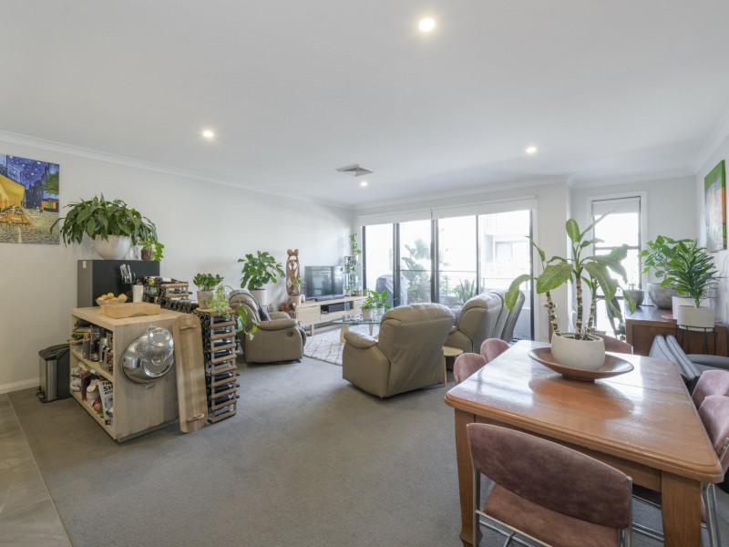 102/27 Throsby Street, Wickham NSW 2293