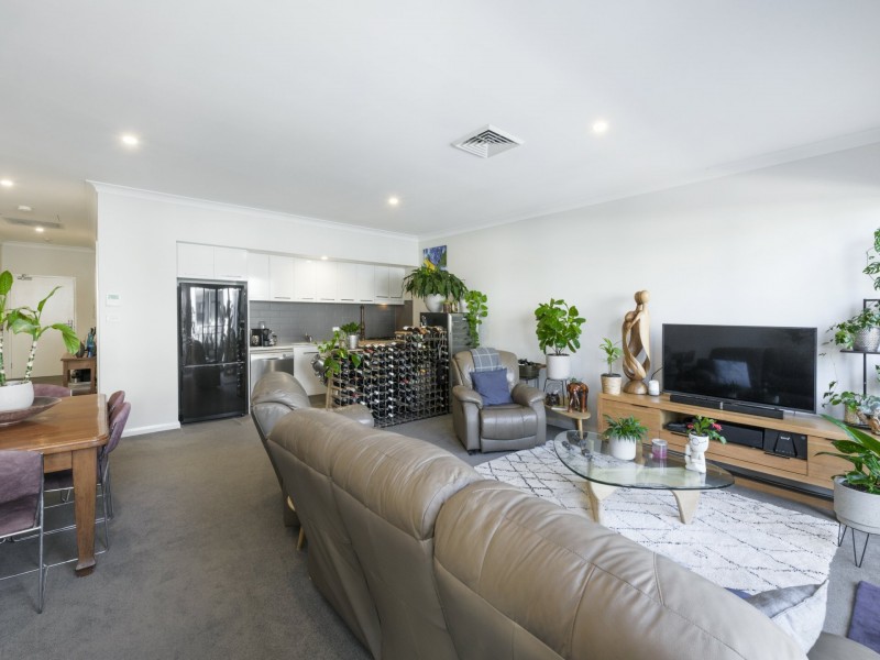 102/27 Throsby Street, Wickham NSW 2293