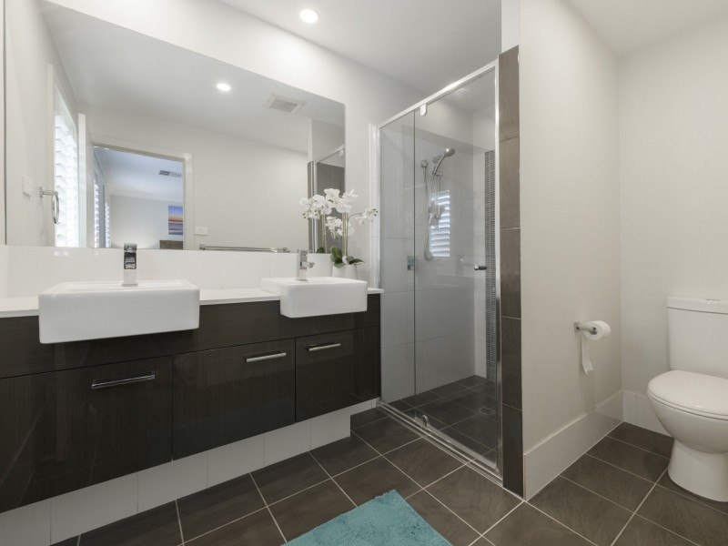 79 Araminta Chase, Cameron Park NSW 2285